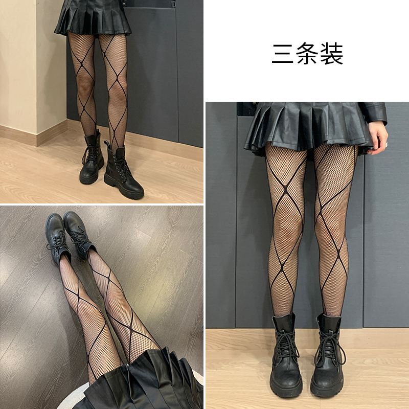 Black * 3