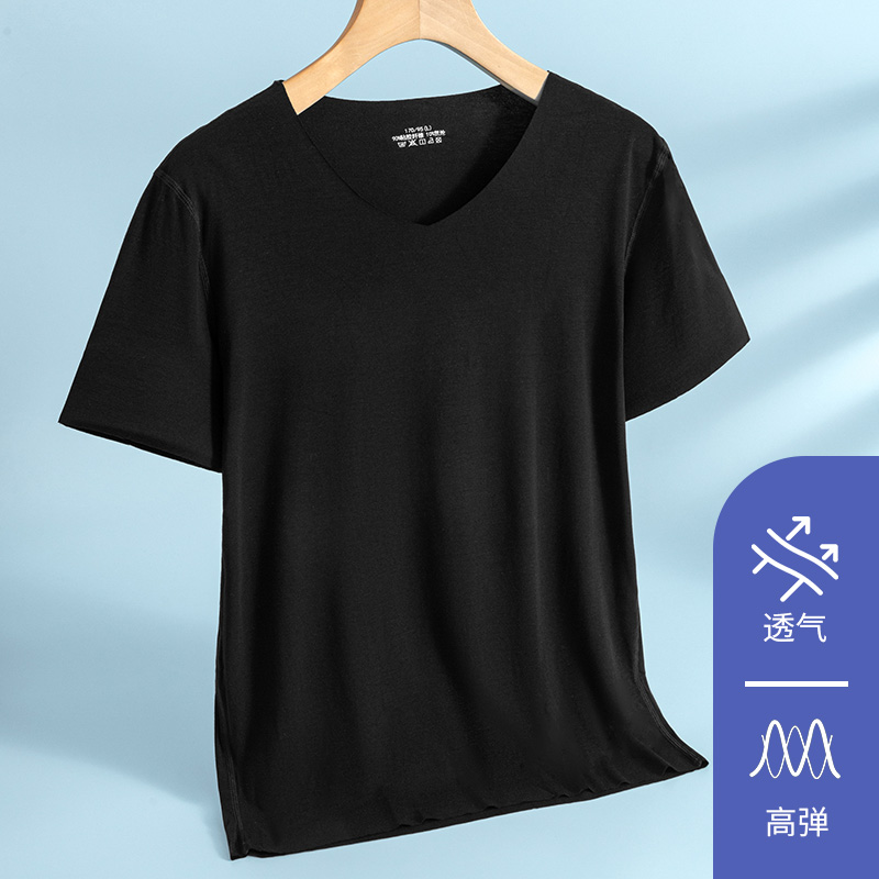 黑色