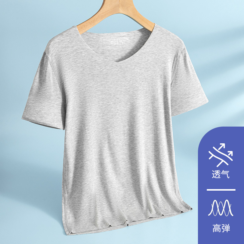 灰色