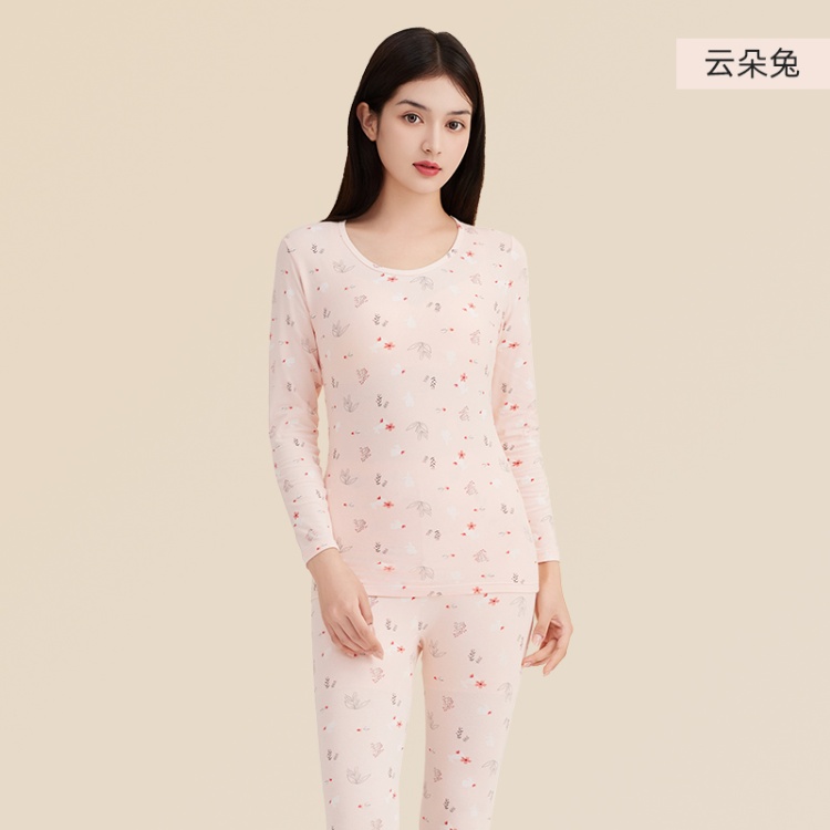 女云朵兔